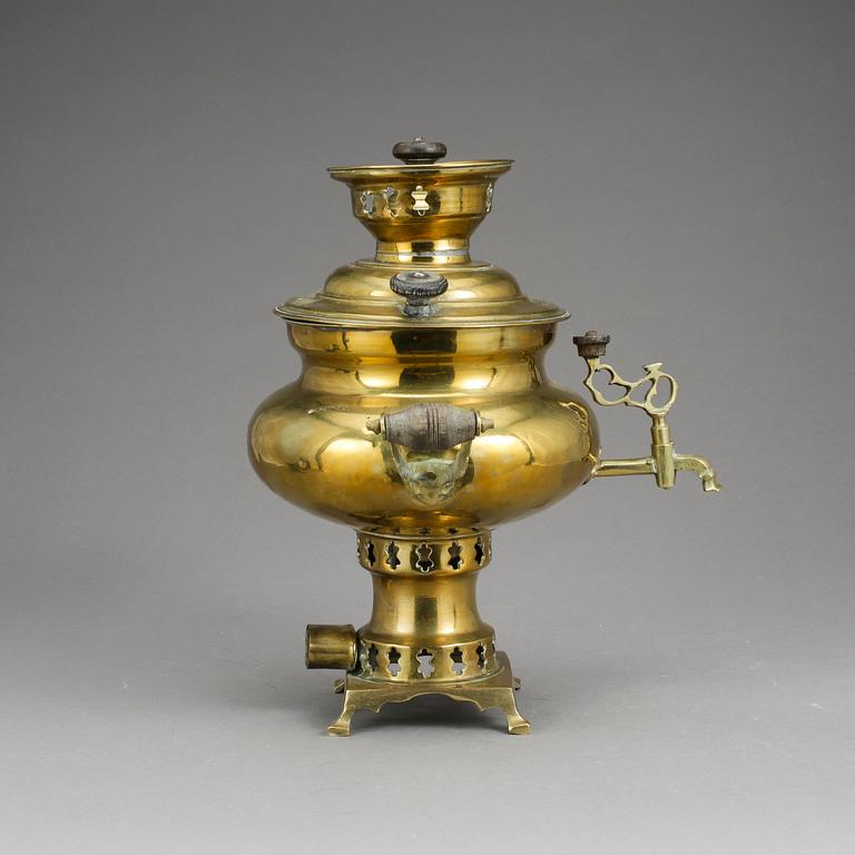 SAMOVAR, mässing, märkt Özen, 1900-tal.