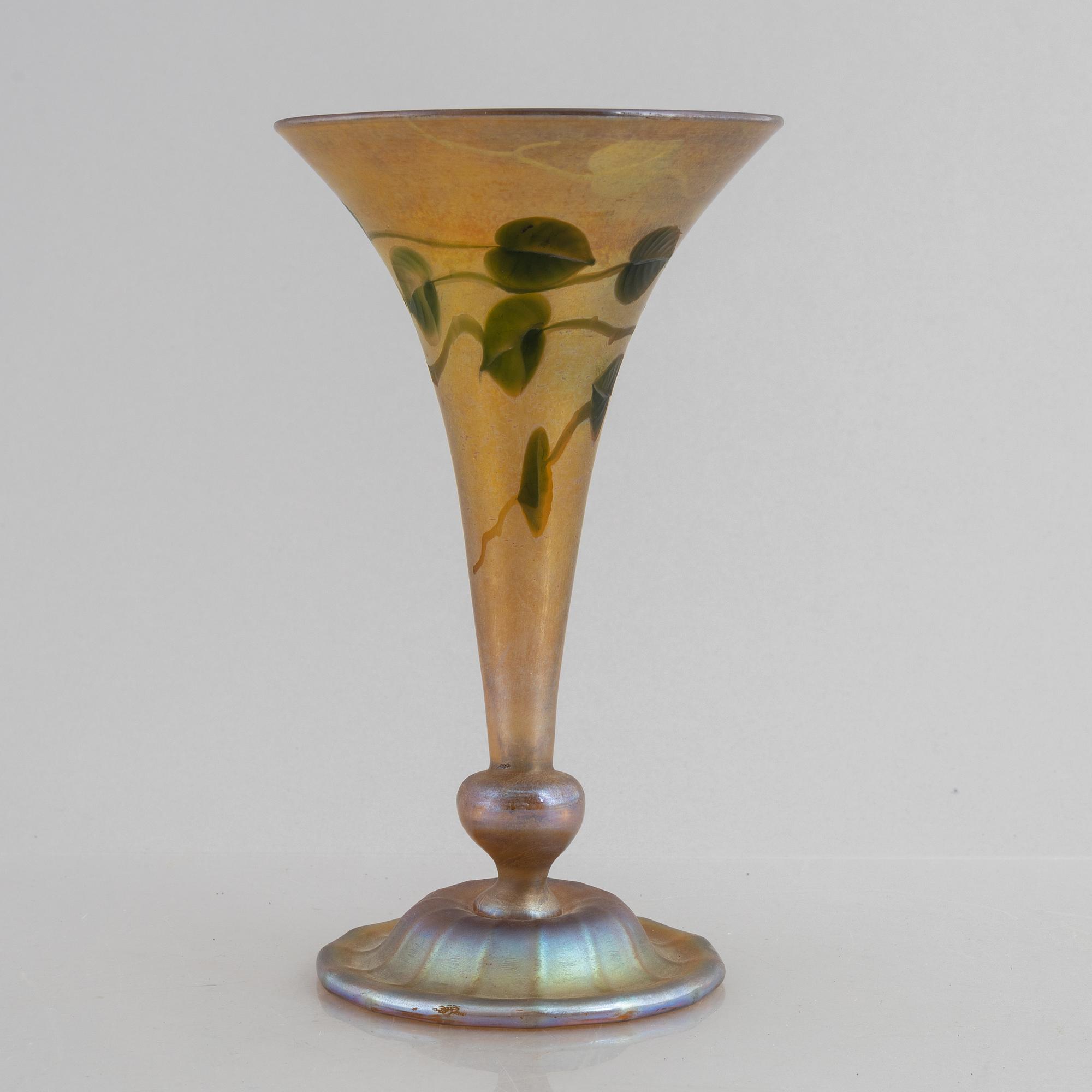 Louis Comfort Tiffany, vas, glas, "Favrile", USA, tidigt 1900-tal.