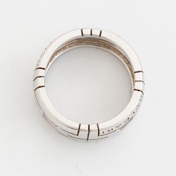 Bulgari,  18K white gold "Parentesi" ring.