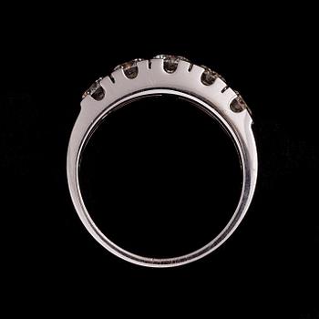 ALLIANSRING, vitguld, RING, 18K vitguld, diamanter. Vikt ca 6,2 g. Intyg.