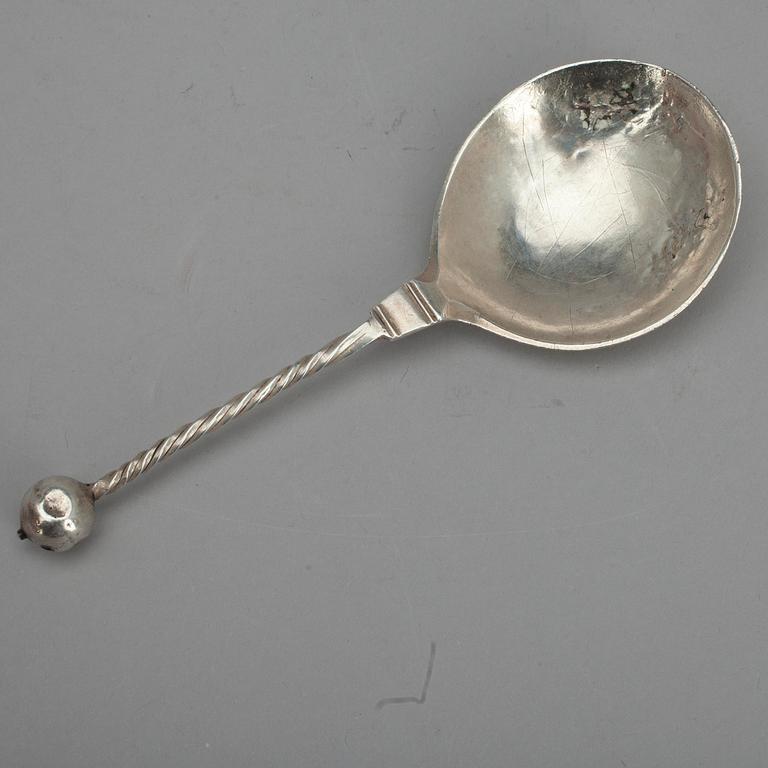 BRÄNNVINSSKED, silver, Skandinavien, 1700-tal. Vikt 20,3 g.