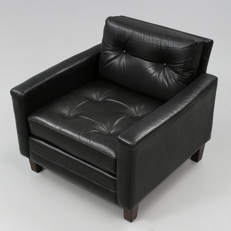 FÅTÖLJER, ett par, 1960-tal.