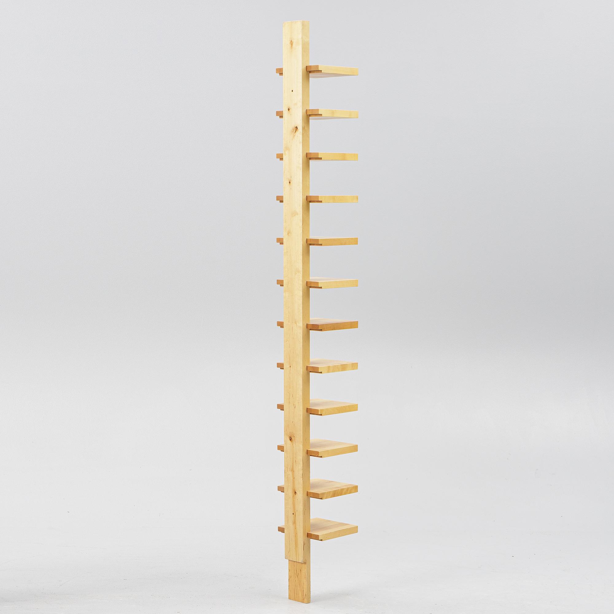 John Kandell, Shelf, "Pilaster", Källemo, Värnamo.