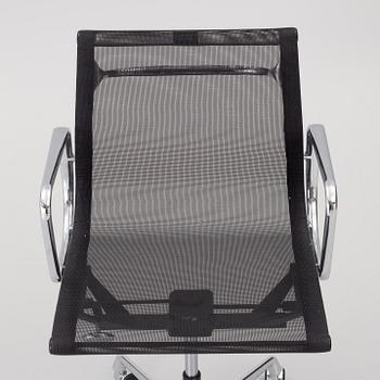 Charles & Ray Eames, Armchair/office chair, EA 108, Vitra.