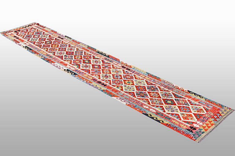 A runner, Kilim, ca 463 x 82 cm.