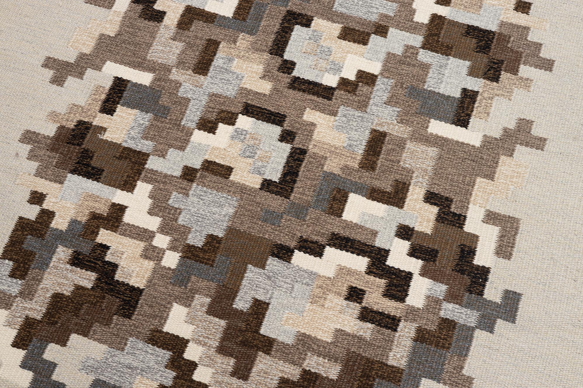 Erik Lundberg, Rug, flat weave, Vävaregården Eringsboda, approx. 195 x 138 cm.