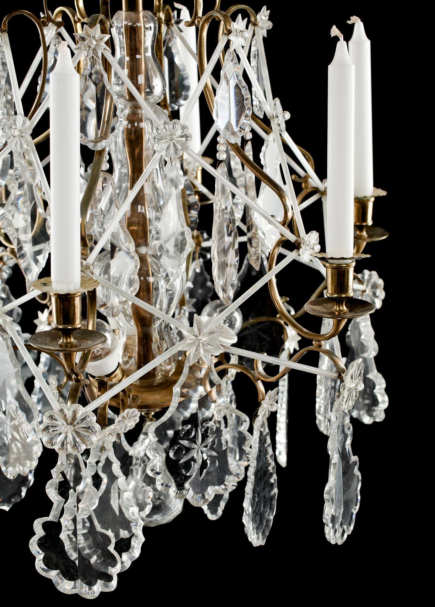 LJUSKRONA, rokokostil, 1900-talets mitt. Höjd ca 85 cm.