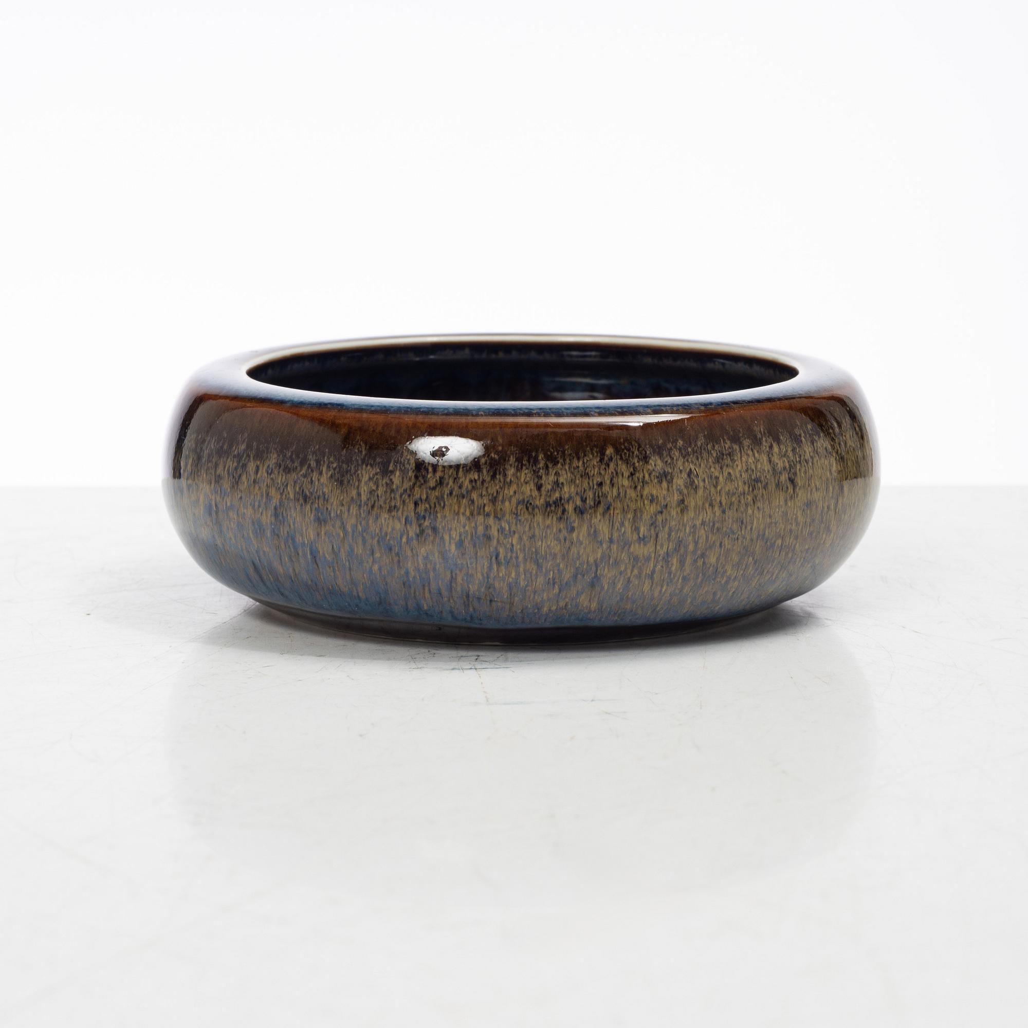 Carl-Harry Stålhane, a stoneware bowl and two miniature vases, Rörstrand, Sweden.