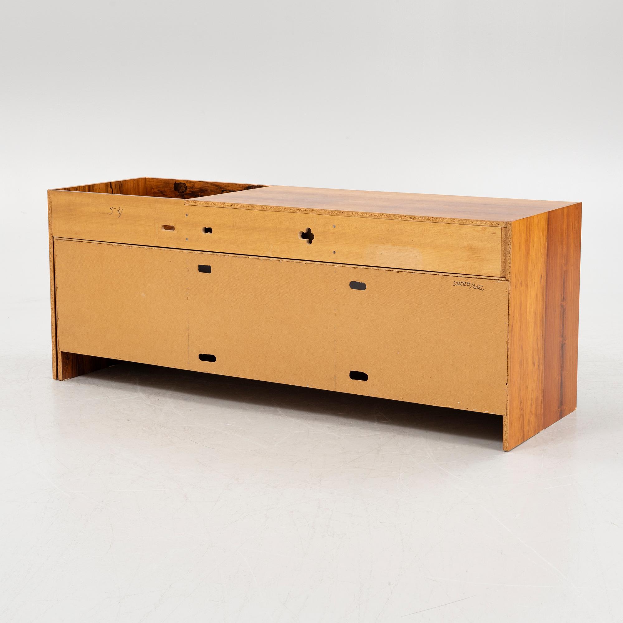 Stereobänk/sideboard, 1970-tal.