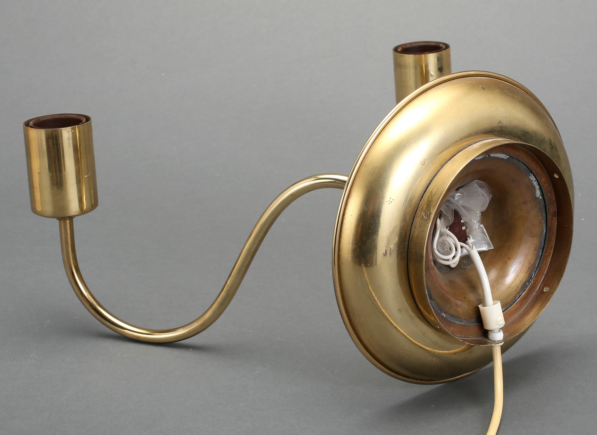VÄGGLAMPA, modell 2565, Josef Frank, Firma Svenskt Tenn.