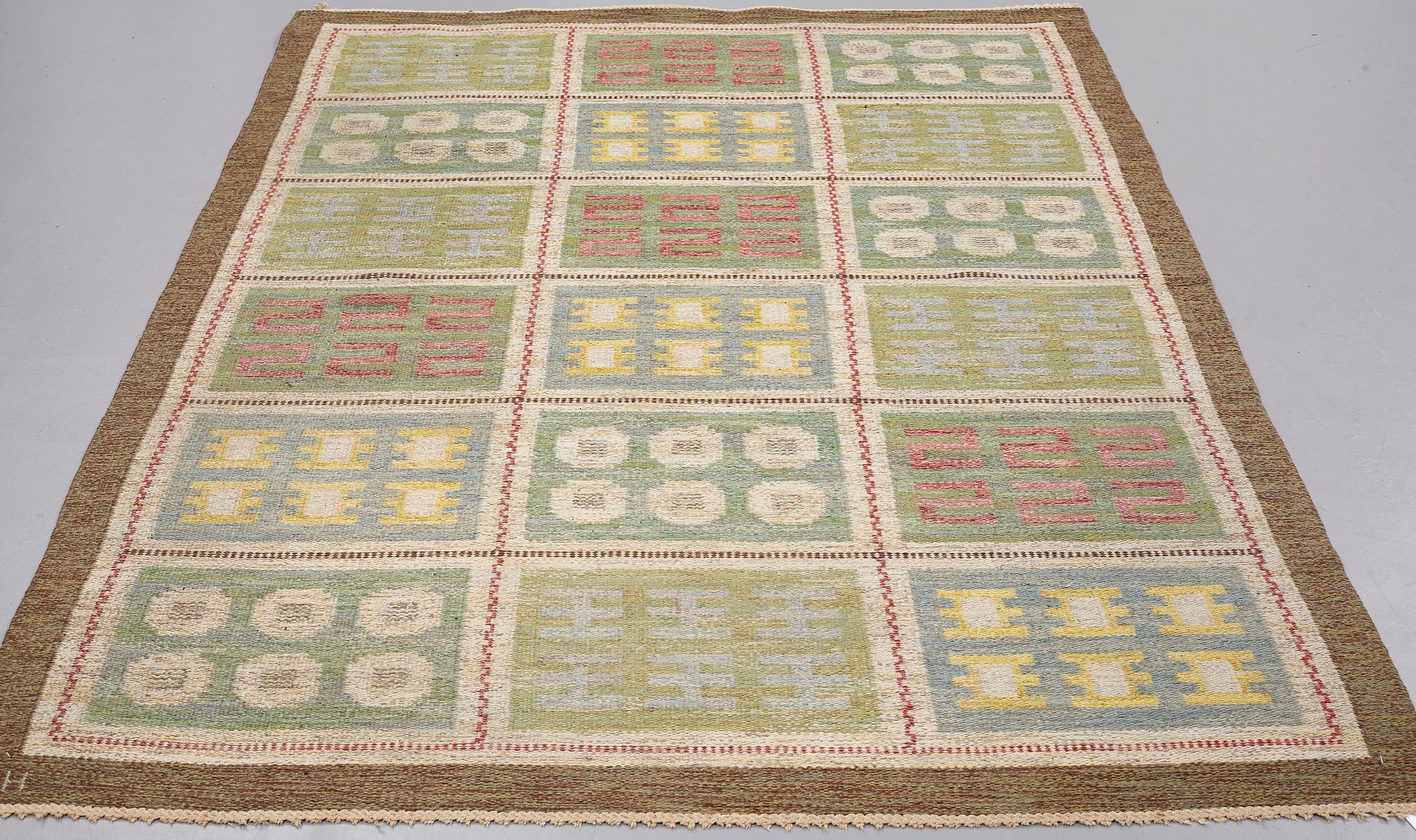 EDNA MARTIN, MATTO, flat weave, ca 240 x 161,5 cm, signed SH (Svensk Hemslöjd).