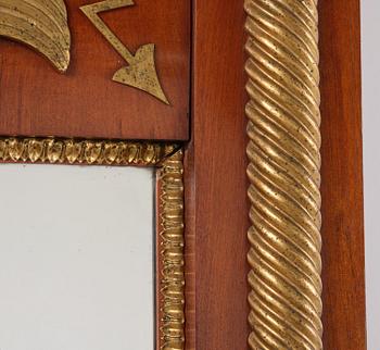 Spegel, av Johan Martin Berg  (spegelfabrikör i Göteborg 1803-37), Empire.