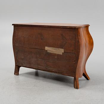 A Swedish rococo chest of drawers, mid 18th Century.