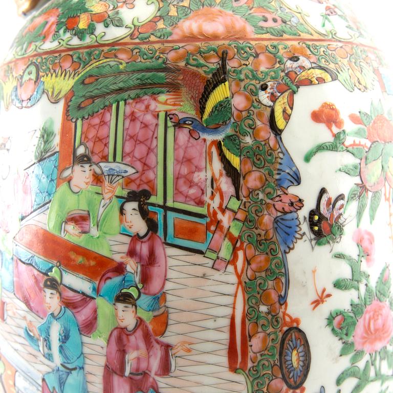 Floor vase China Canton late 19th century porcelain.