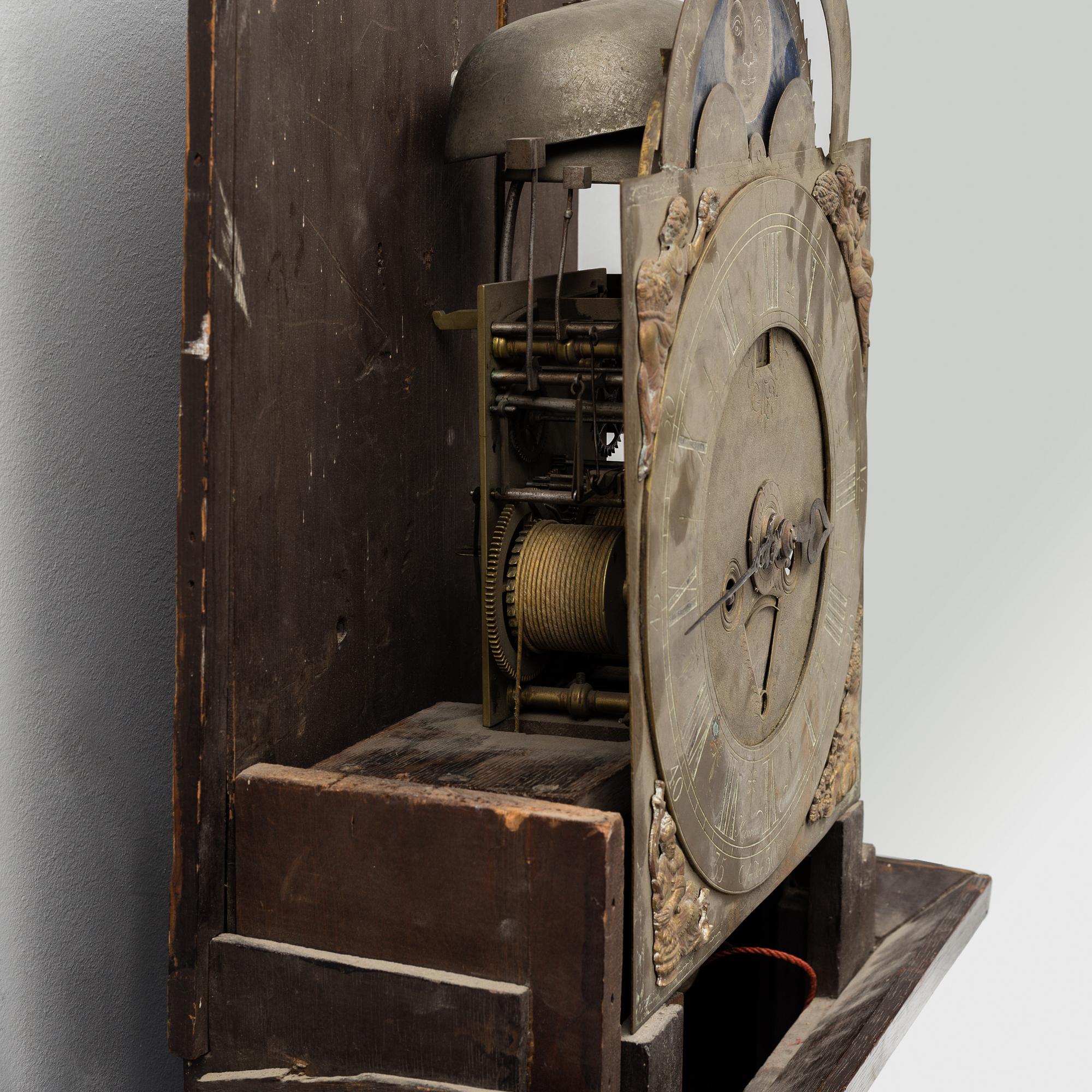 A Dutch longcase clock, 18th / 19th century.