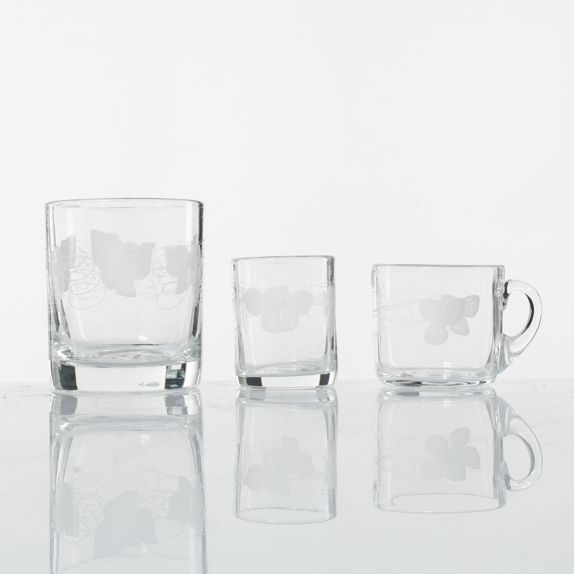Reijmyre Glasbruk, glass service in model "Antik" (45 pieces).