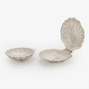 Osterimaljoja 12 kpl, hopeaa ja lasia. Auran Kultaseppä Turku 1959.