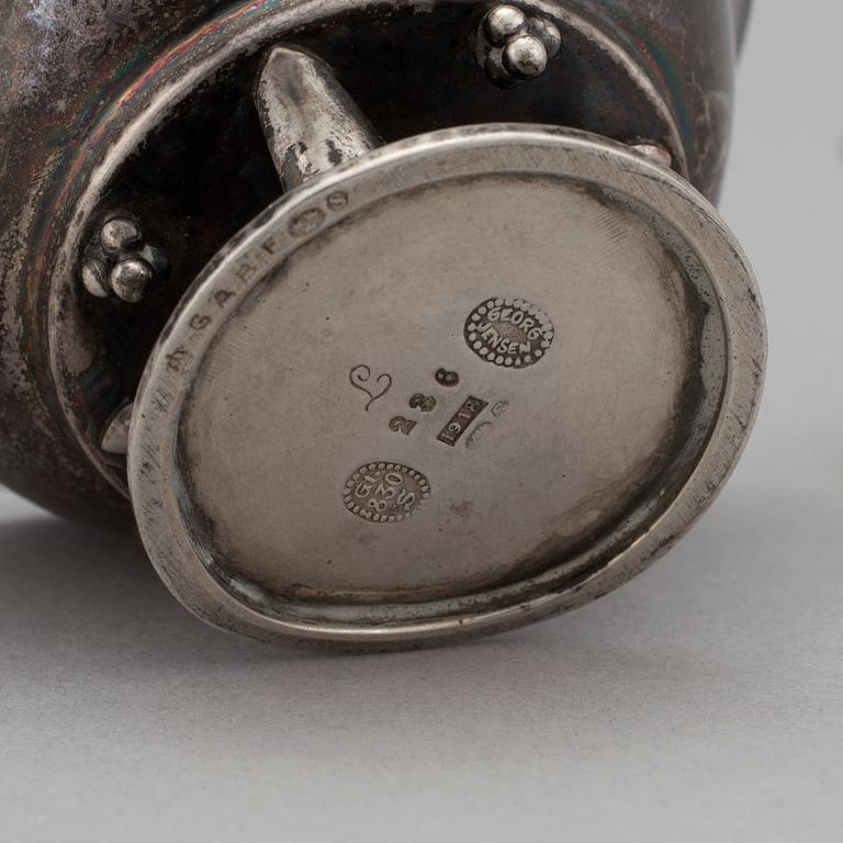 A Georg Jensen salt cellar, Copenhagen 1918 with swedish import marks. Silver weight 67 grams.