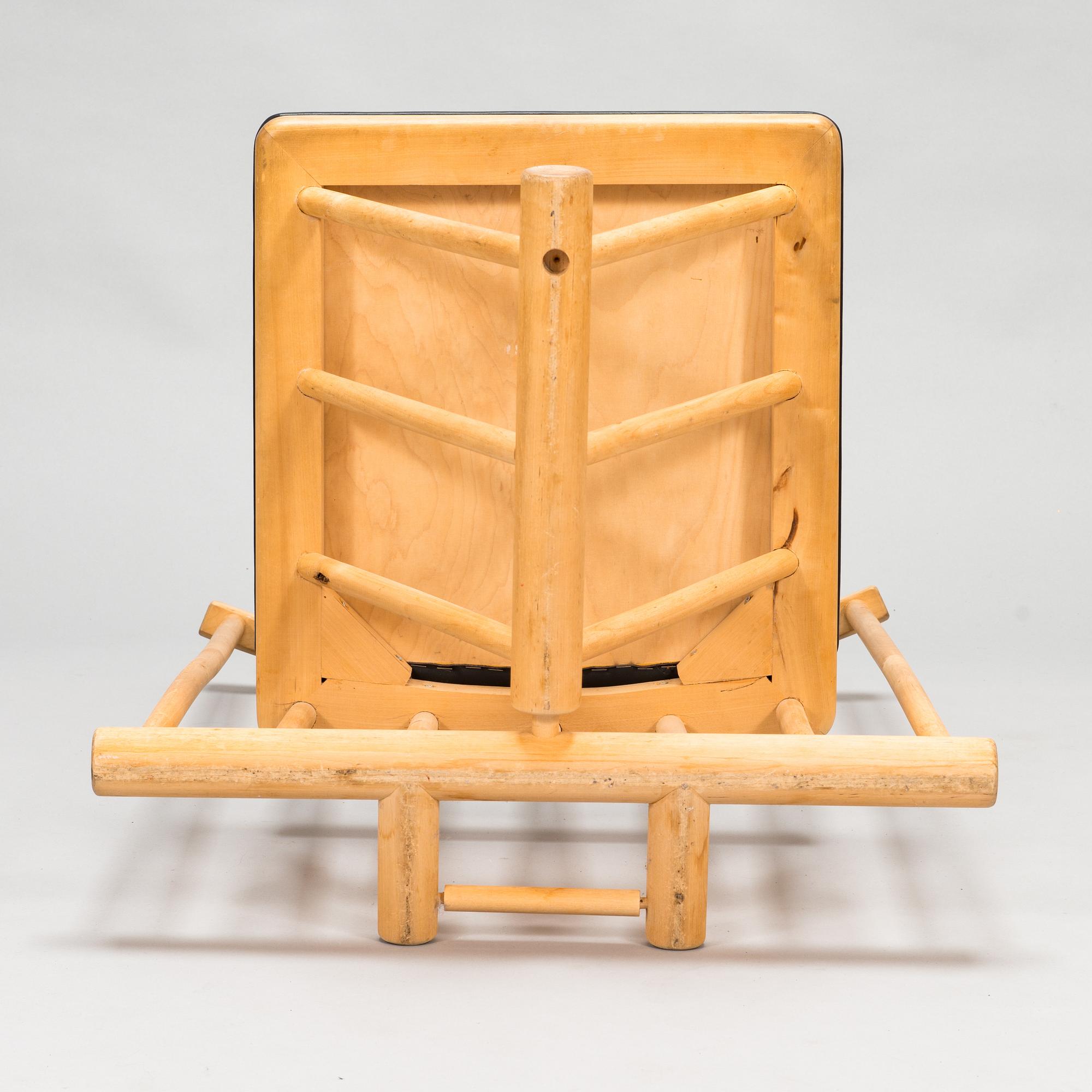 Olavi Hänninen, a 1981 spindle chair.