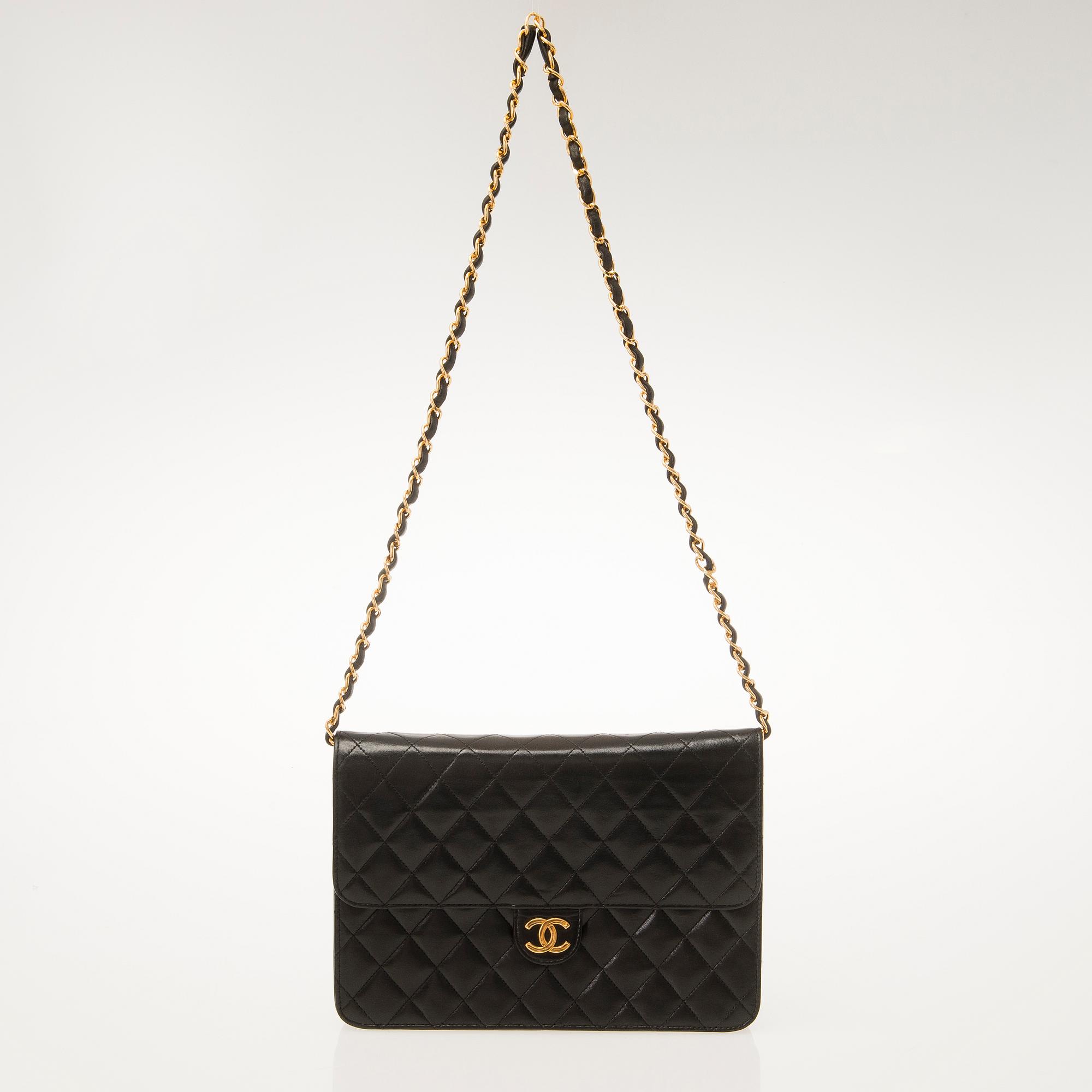 CHANEL, Single Flap Clutch / shoulder Bag.