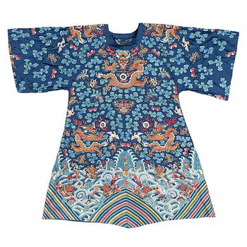 950. Rock, broderat siden. Qingdynastin.