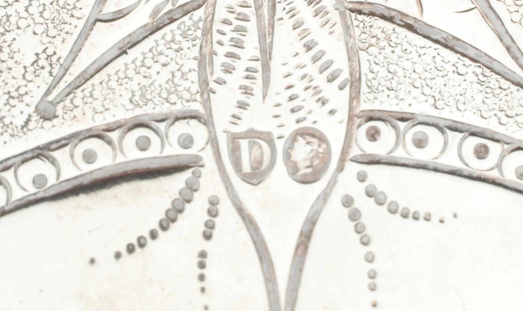 SKÅL, silver, London, 1879. Vikt 137 g.