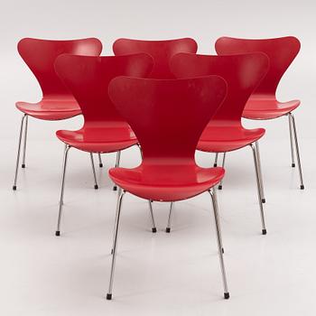 Arne Jacobsen, six "Seven" chairs, Fritz Hansen, Denmark.