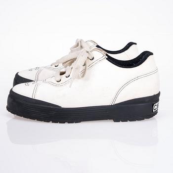 SKOR, Chanel.
