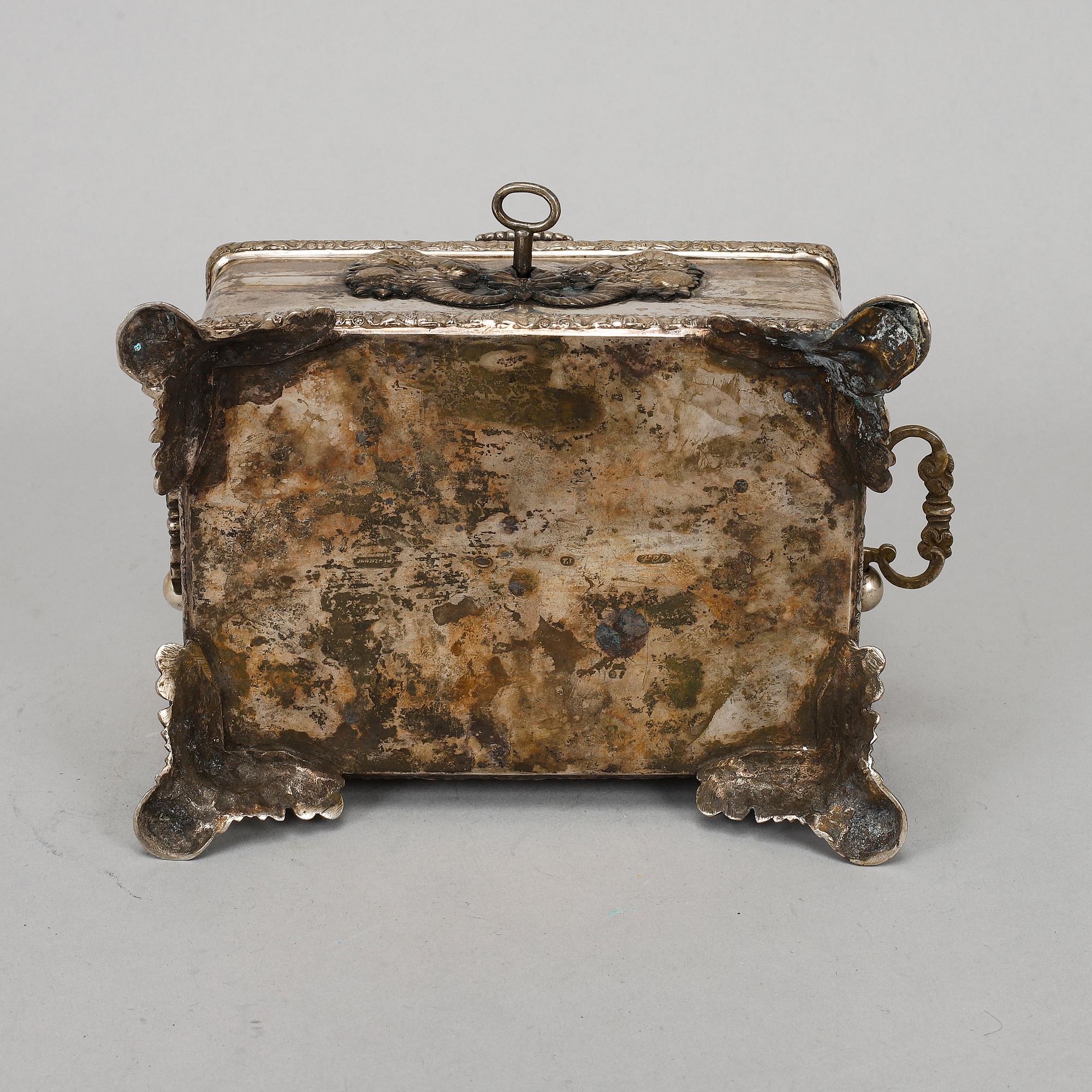 A silver box, mark of Ludwik Nast, Warszaw. 19th century.