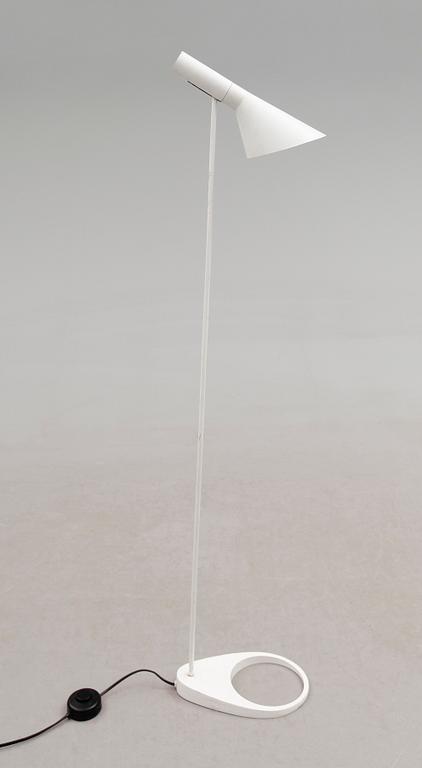 GOLVLAMPA, "AJ", Arne Jacobsen, Louis Poulsen, 1900-talets senare del.
