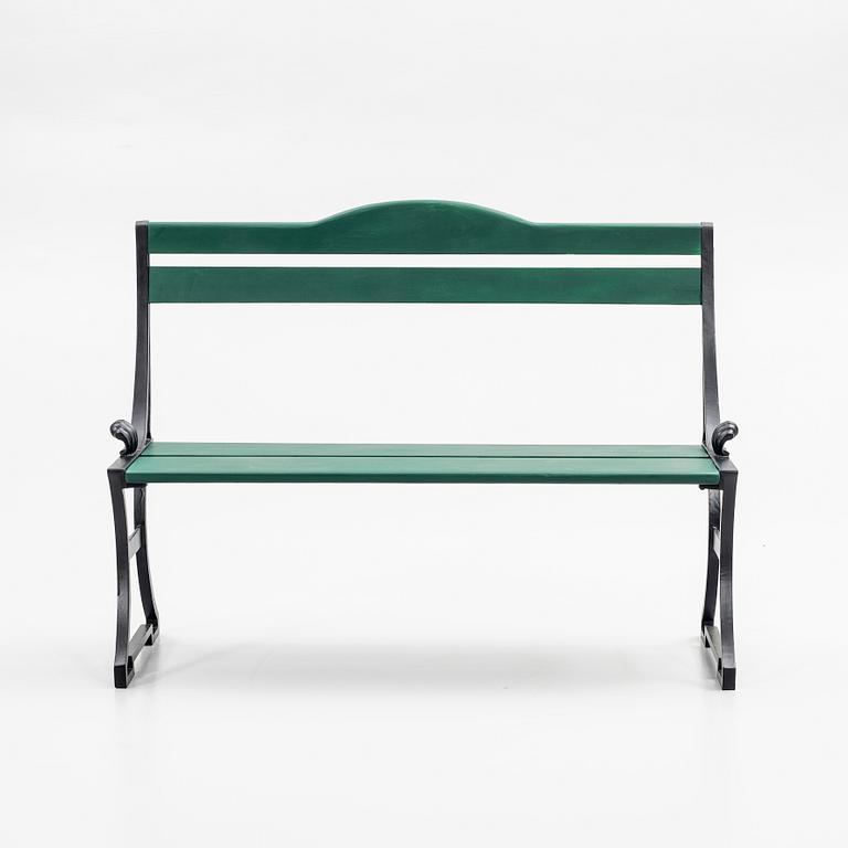 Folke Bensow, Garden sofa, "Sneckan", Byarums Bruk, late 20th century.