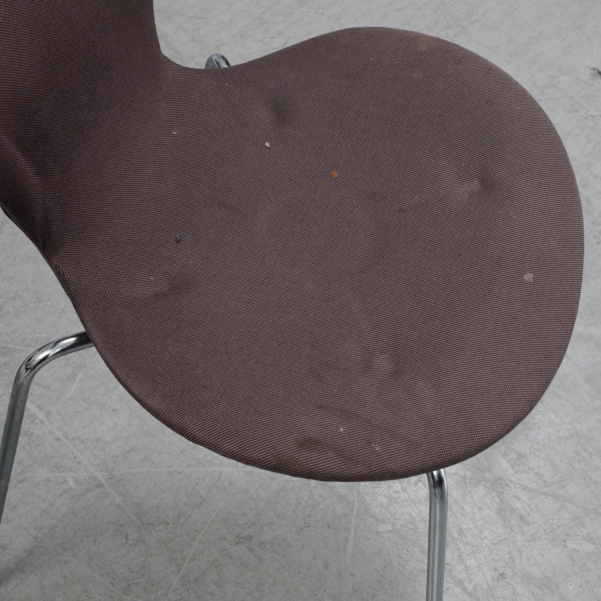 Arne Jacobsen, stolar, 10st, "Sjuan", Fritz Hansen, 1980.