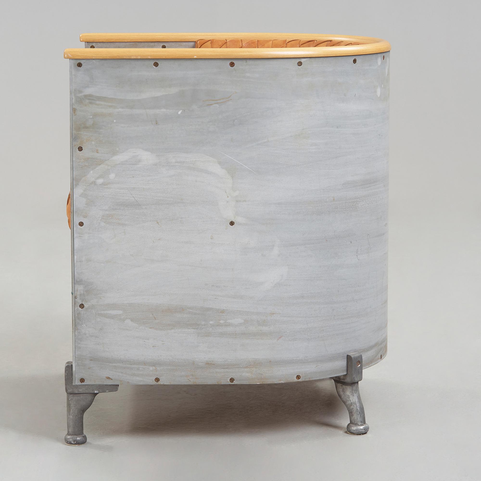 MATS THESELIUS, "Aluminiumfåtöljen", Källemo efter 1990.