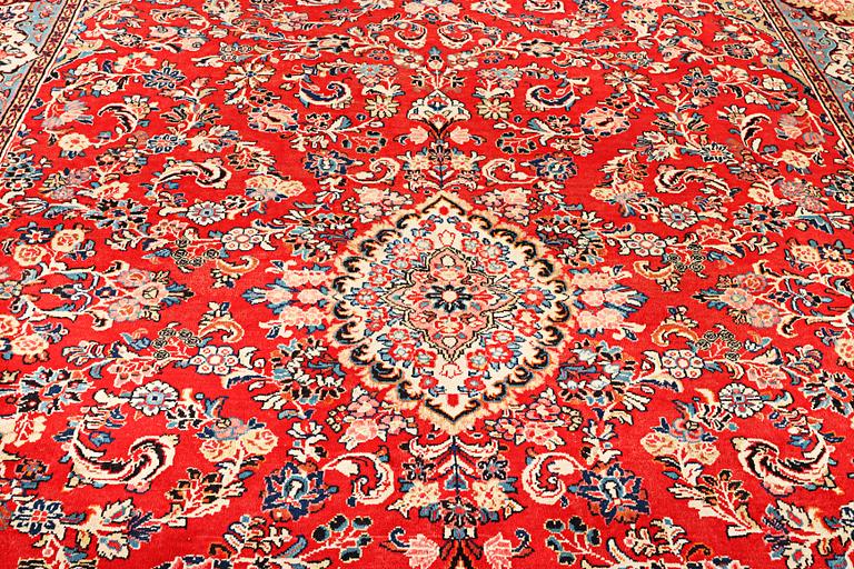 Matta, Mahal ca. 531 x 322 cm.