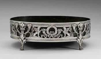 JARDINIERE, silver. Tyskland omkr 1900. Empirestil.