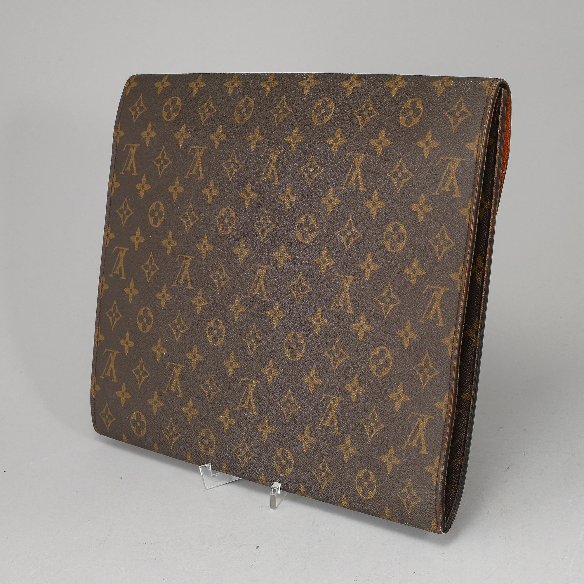 LOUIS VUITTON, 'Poche Ministre'.