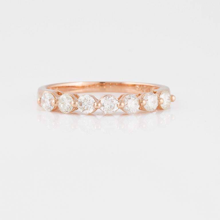 RING, med briljantslipade diamanter 0.573 ct.