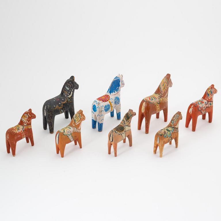 A set of eight Dala horses, first part/middle of the 20th Century.