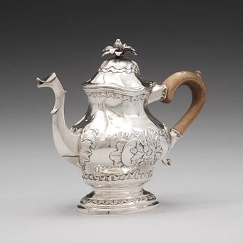 A Swedish 18th century silver tea-pot, mark of Magnus Myhrman, Åmål 1777.