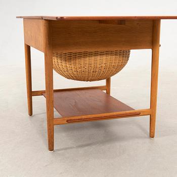 Hans J. Wegner,.
