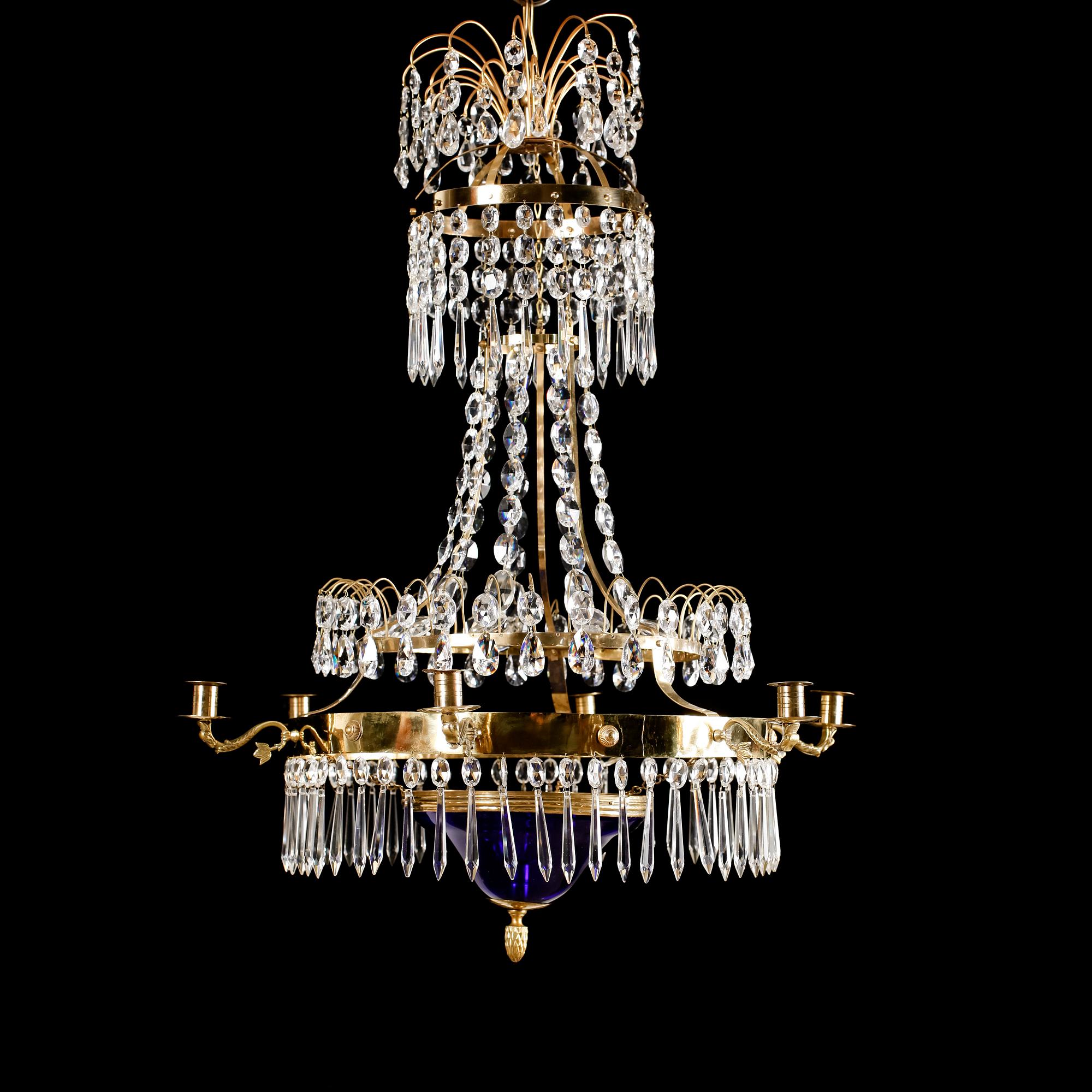 LJUSKRONA, gustaviansk stil, omkring år 1900. Höjd ca 80 cm.