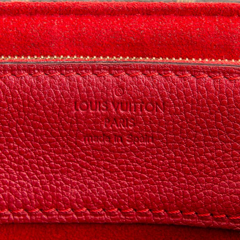 Louis Vuitton, a Monogram Canvas "Pallas Chain" bag.