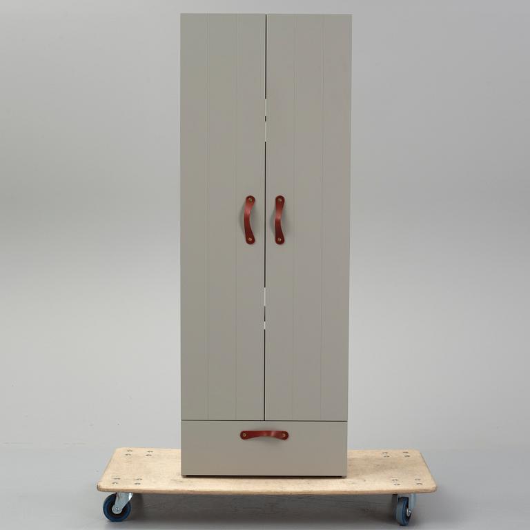 A painted 'Koffert' cabinet by Jonas Bohlin for Klong, ca 2000.