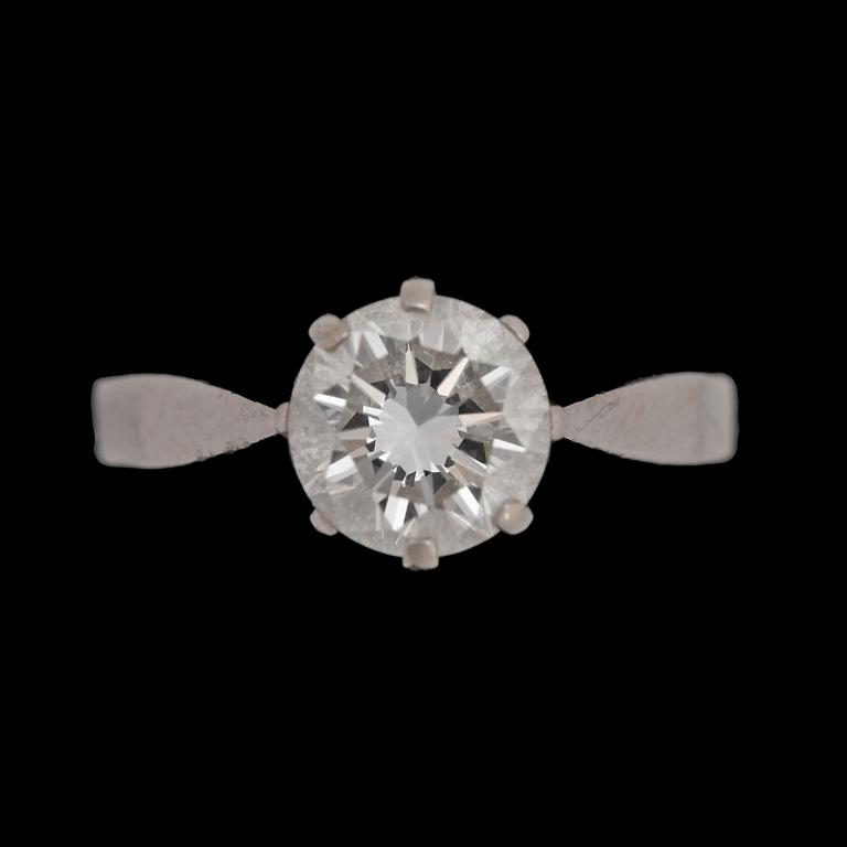 RING med briljantslipad diamant, 1.34 ct.