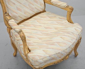 KARMSTOLAR, ett par, Louis XV-stil, omkring sekelskiftet 1900.