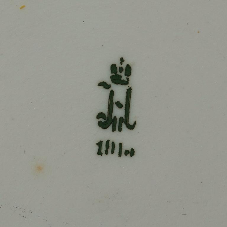 PLAKETTER, två stycken, biskvi. Kejserliga porslinsmanufakturen, period Nicolaus II, August Karlovich, Timus, 1865-1943.
