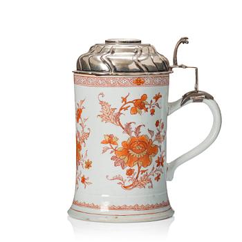 1212. A silver mounted tankard, Qing dynasty, Kangxi (1662-1722).