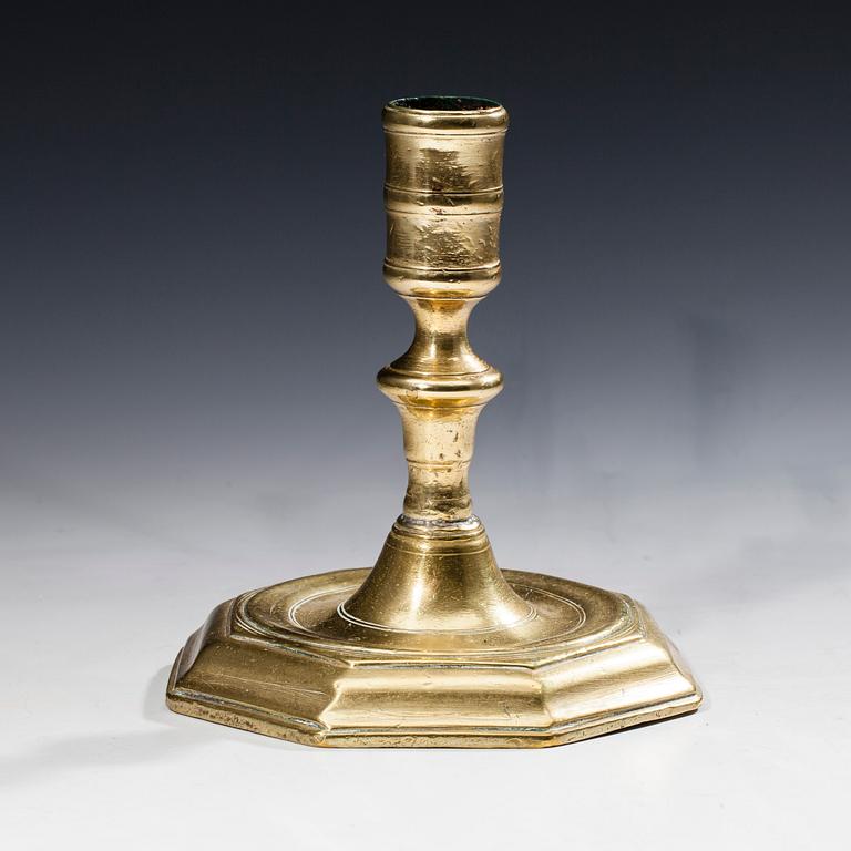 LJUSSTAKE, mässing, 1700-tal.