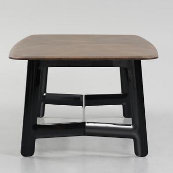 Antonio Citterio, an "Alex" dining table, B&B Italia, Italy, post 2017.