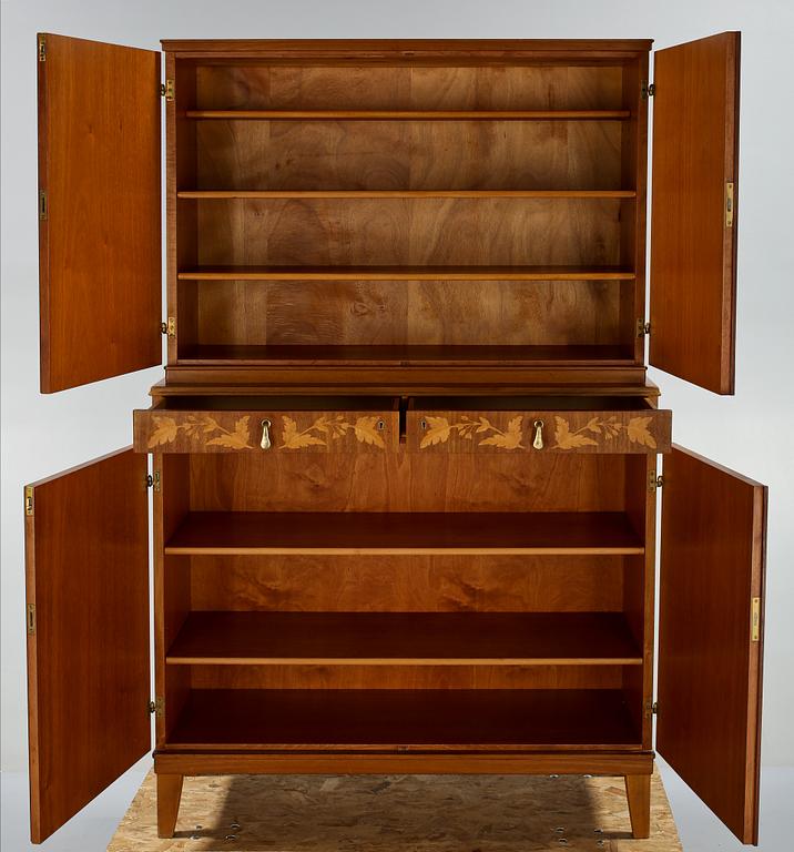 SKÅP, "Pyramid", Carl Malmsten, formgivet 1944.